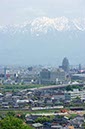 富山平野と立山連峰