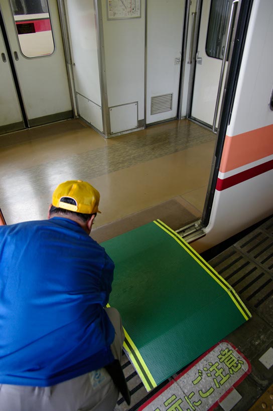 浅草駅にて